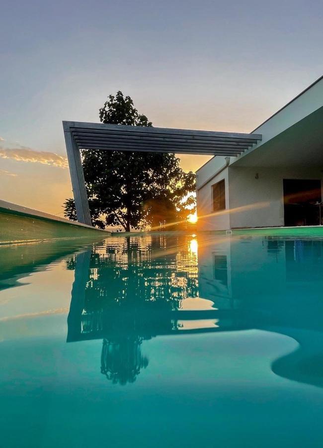 Villa Mona ,Heated Swimming Pool موستار المظهر الخارجي الصورة